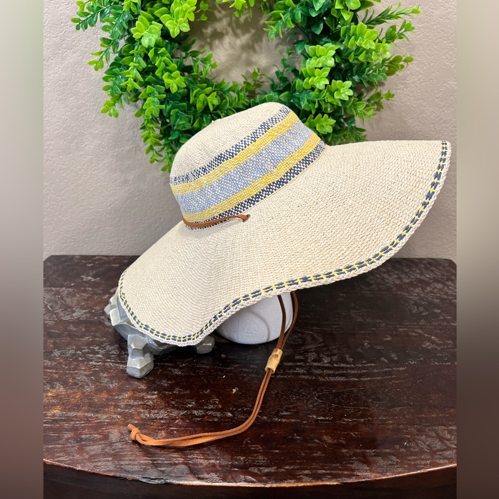 J. MCLAUGHLIN STRAW WIDE BRIM SUN/SUMMER HAT - Picture 2 of 13